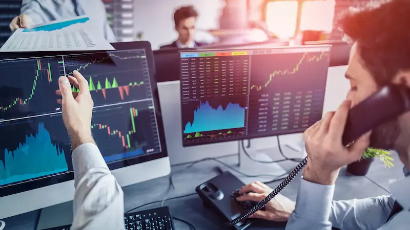 بروکر بدون کمیسیون