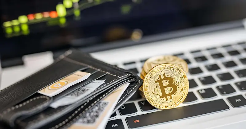 فرق بروکر با صرافی